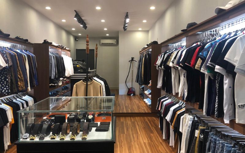 Tầm quan trọng của thiết kế cửa hàng thời trang nam.