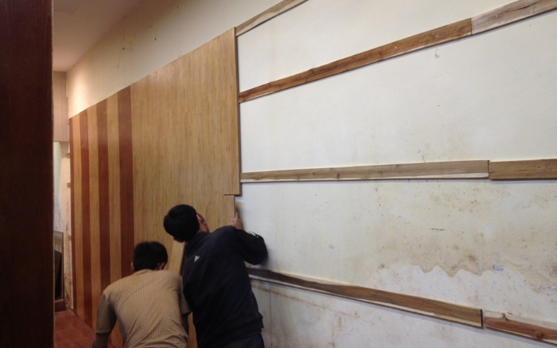 cách thi công tấm nhựa ốp tường