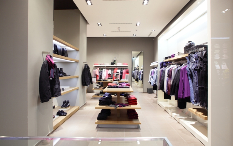 mở shop quần áo cần bao nhiêu vốn