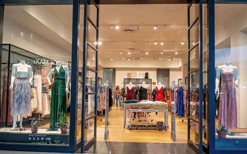 mở shop quần áo cần bao nhiêu vốn